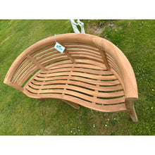 Load image into Gallery viewer, Oxford Peanut Bench